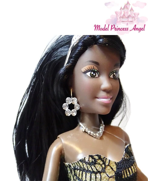 Speelgoed Pop Met Leuke Gala Jurkje - Bruidsmeisje, Gala, Cocktail Outfit 30CM 4 Speelgoed Pop Met Leuke Gala Jurkje - Bruidsmeisje, Gala, Cocktail Outfit 30CM - Afbeelding 2