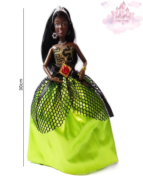 Speelgoed Pop Met Leuke Gala Jurkje - Bruidsmeisje, Gala, Cocktail Outfit 30CM 3 Speelgoed Pop Met Leuke Gala Jurkje - Bruidsmeisje, Gala, Cocktail Outfit 30CM