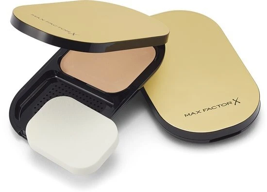 Max Factor Facefinity Compact Foundation - 3 Natural. 3 Max Factor Facefinity Compact Foundation - 3 Natural.